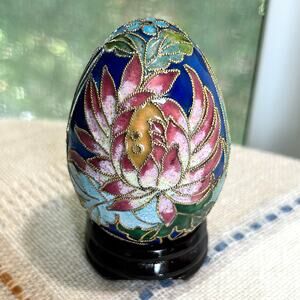 Vintage Cloisonné Enamel Egg with Floral Design on Wood Stand – 3” Tall